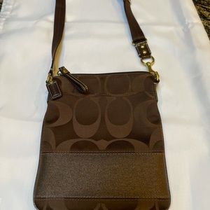 Coach crossbody - brown